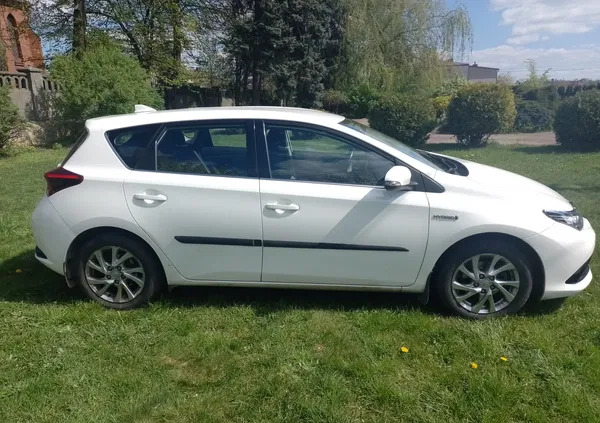 toyota Toyota Auris cena 53500 przebieg: 172000, rok produkcji 2015 z Lubartów